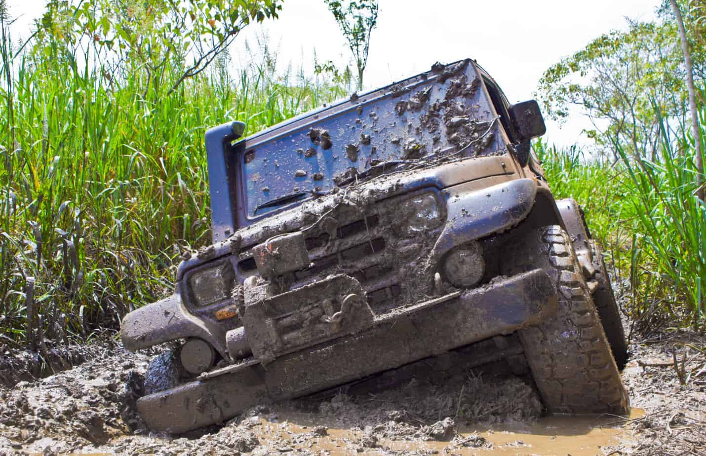 Off road car dirt with a lot off mud